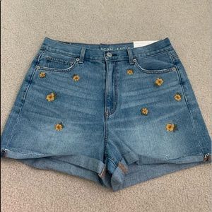 American Eagle Mom shorts